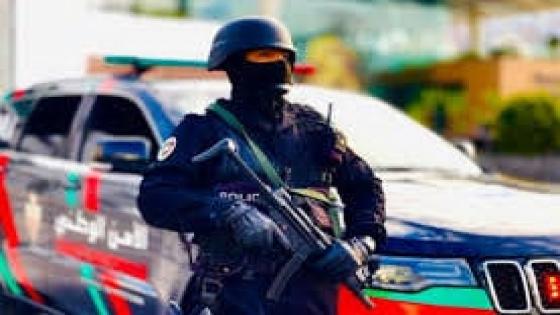 فرقة مكافحة العصابات بأمن الداخلة تعتقل شخصين بتهمة الاتجار في المخدرات بمختلف أنواعها