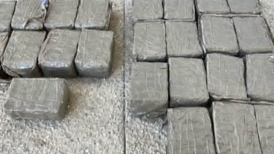 عناصر الأمن بميناء طنجة المتوسط تحبط محاولة لترهيب كمية من المخدرات