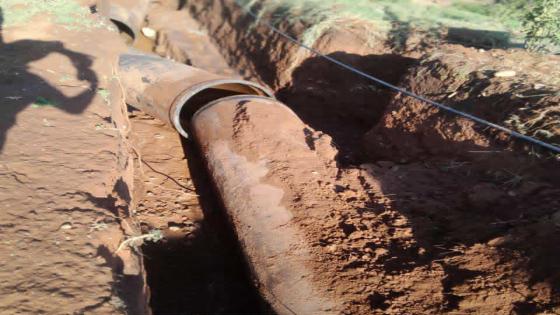 انفجار أنبوب “قادوس” للماء الصالح للشرب قرب نهر أم الربيع بجماعة أولاد زيد بإقليم الجديدة يؤدي الى العديد من الخسائر