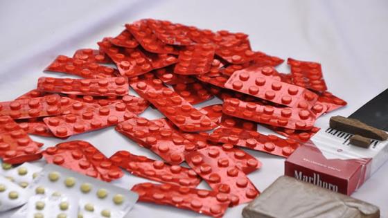 مصالح الأمن بسلا تعتقل شخصا بحوزته 11 ألفا و400 قرص مخدر