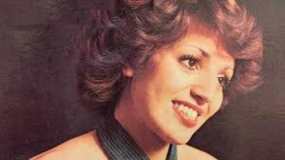 اختيارات جسر التواصل: الفنانة الكبيرة نعيمة سميح (جاري ياجاري)