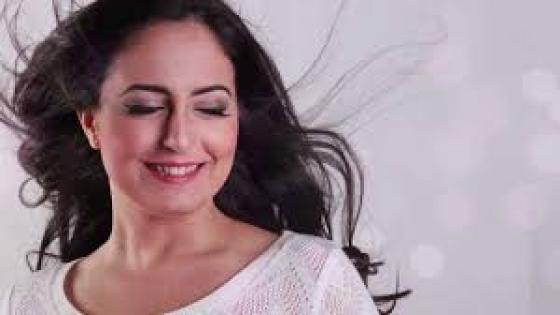 اختيارات جسر التواصل: الفنانة نبيلة معان ( الله يامولانا)