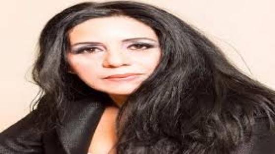 اختيارات جسر التواصل : (مولاي اني ببابك ) الفنانة عائشة الوعد