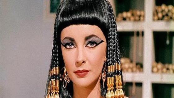 قصيدة(كيليوباترا…ء) لمحمد بلغازي